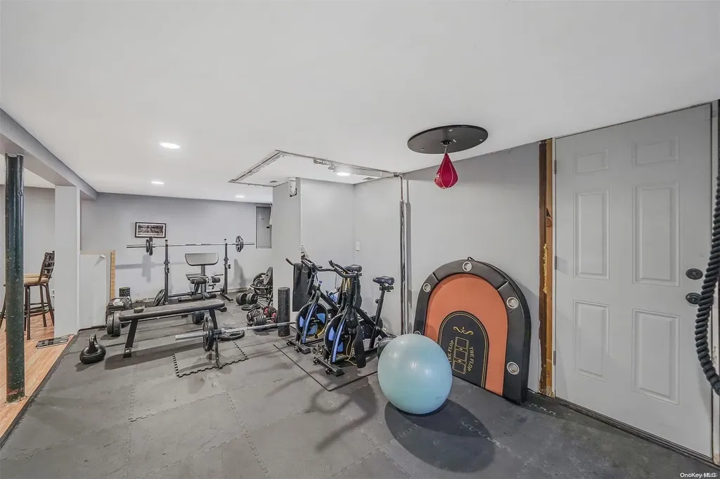 1545 Baldwin Boulevard Bay Shore NY 11706