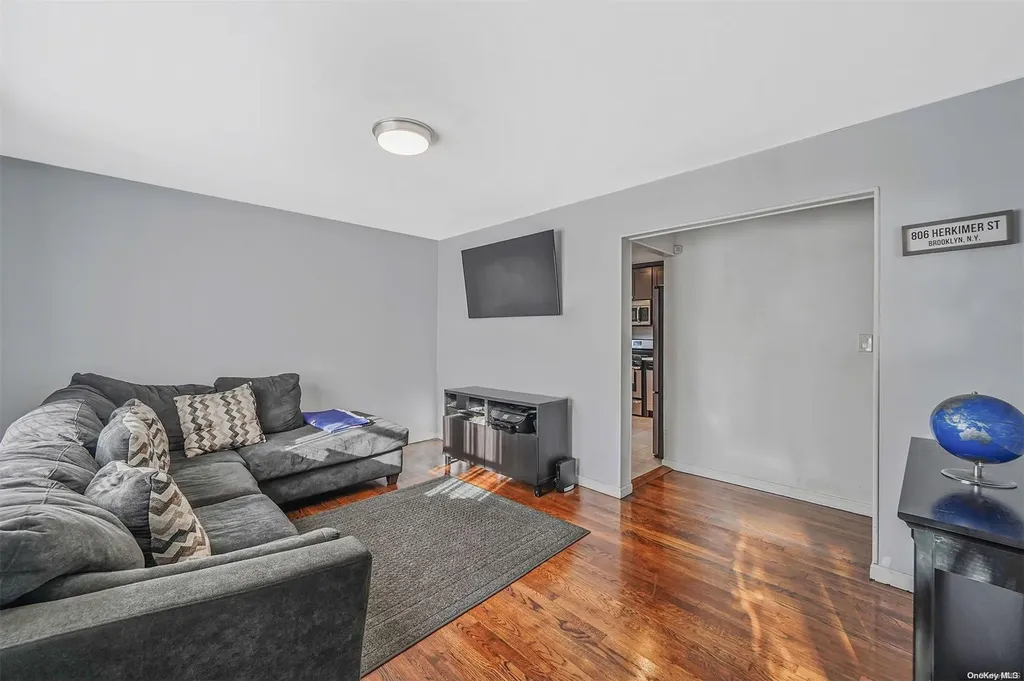 1545 Baldwin Boulevard Bay Shore NY 11706