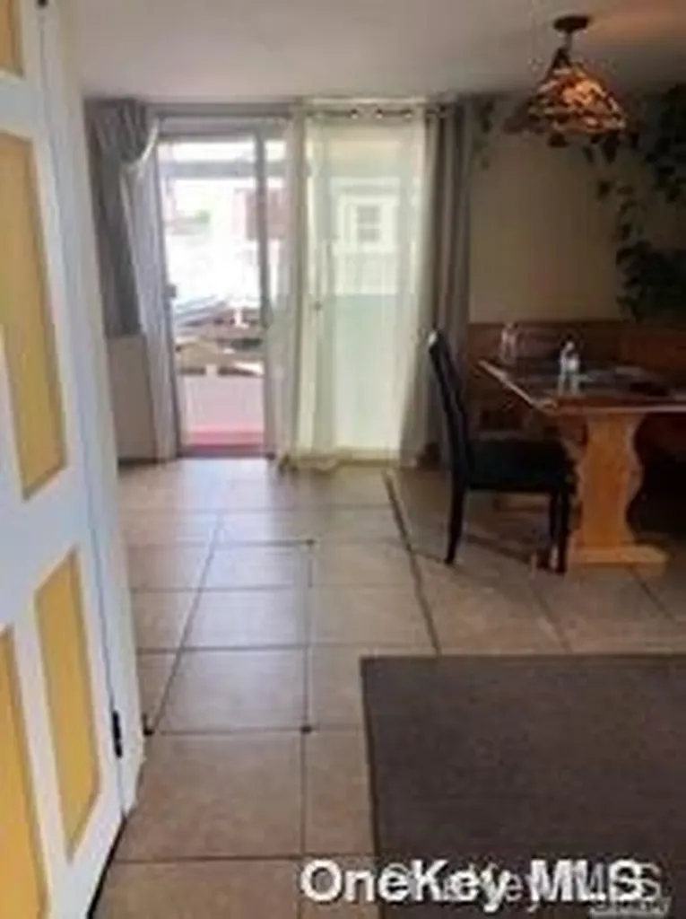 21 Van Brunt Road Broad Channel NY 11693