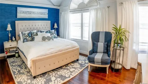 653 N Broome Avenue Lindenhurst NY 11757