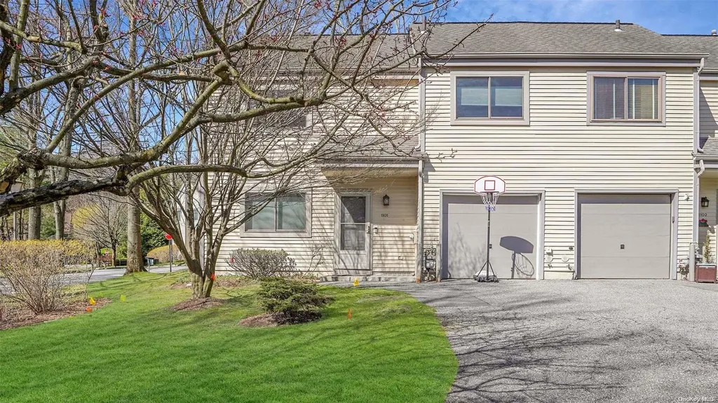 1101 Hunters Run Dobbs Ferry NY 10522