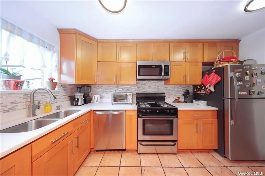 1480 E 93rd Street Brooklyn NY 11236