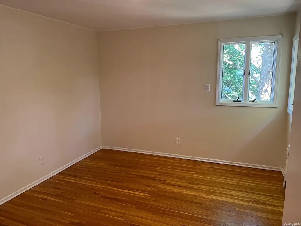 40 Willits Road Glen Cove NY 11542