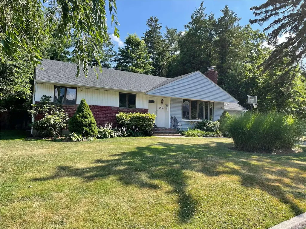 40 Willits Road Glen Cove NY 11542