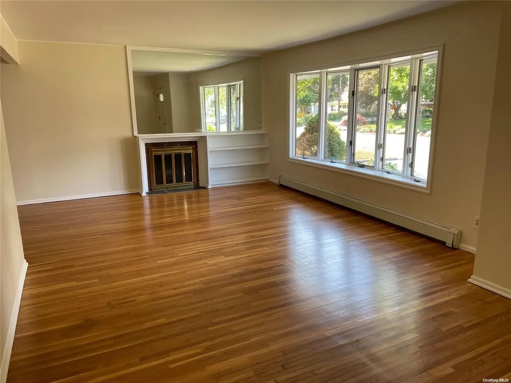 40 Willits Road Glen Cove NY 11542