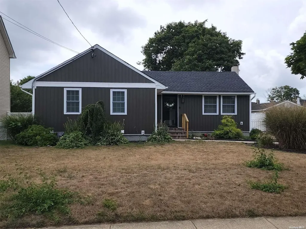 508 Trolley Line Road Babylon NY 11702