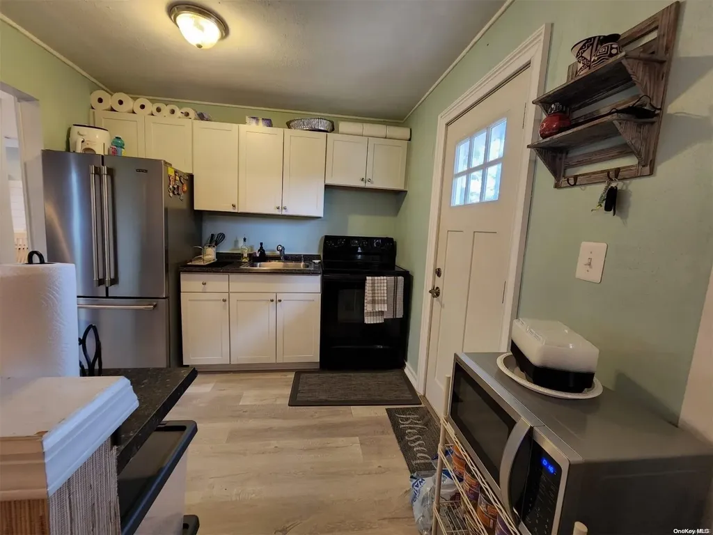 508 Trolley Line Road Babylon NY 11702