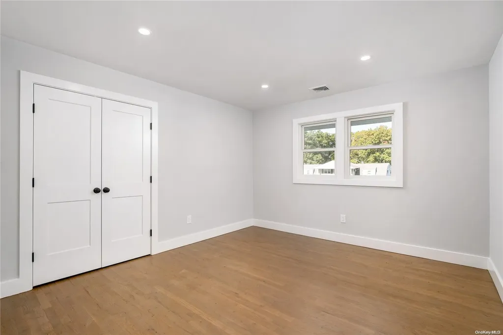 12 Wichard Boulevard Commack NY 11725