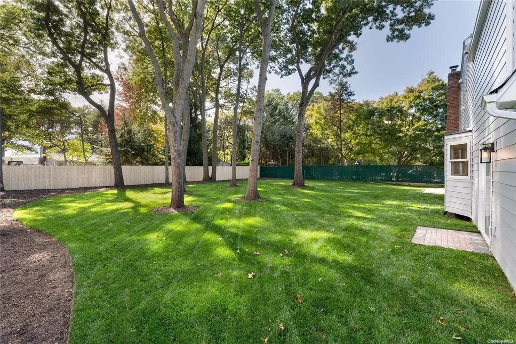 12 Wichard Boulevard Commack NY 11725