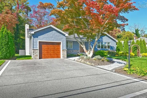 3 Pond Place Babylon NY 11702