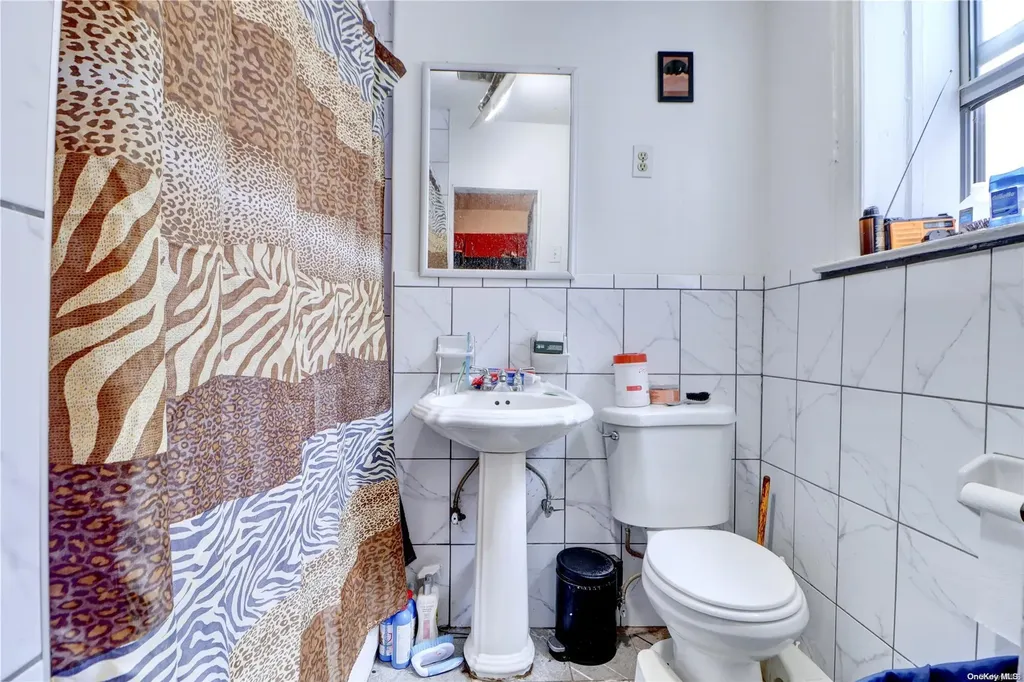 16 Starr Street Brooklyn NY 11221
