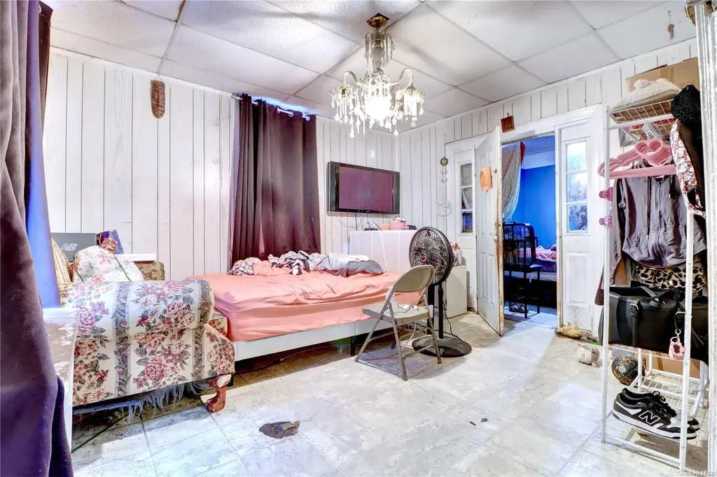16 Starr Street Brooklyn NY 11221