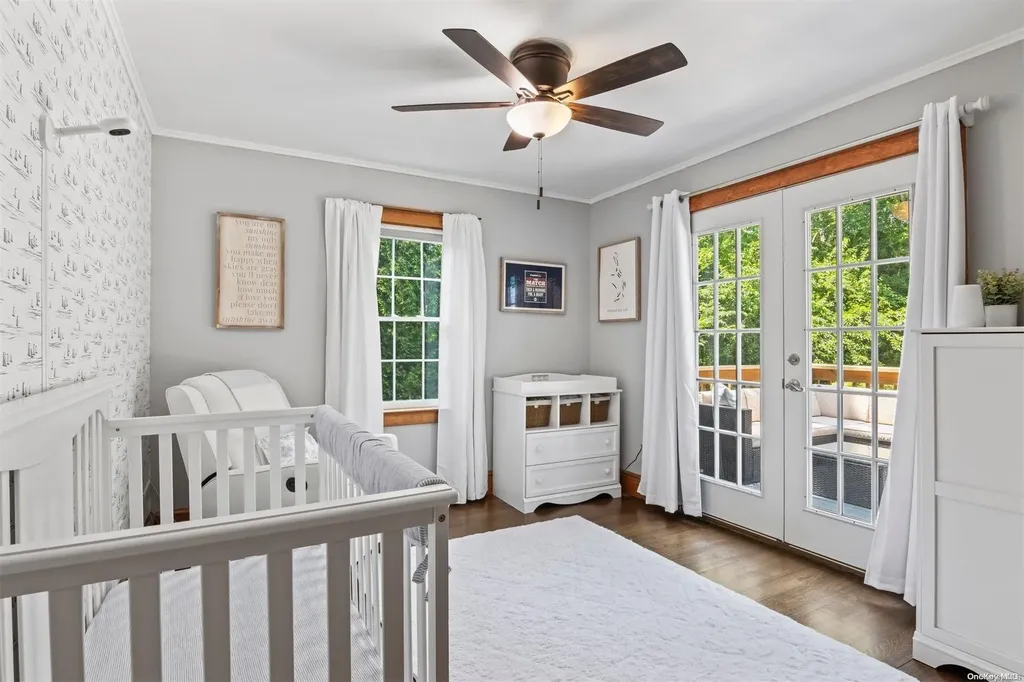 19 Hillside Road Stony Brook NY 11790