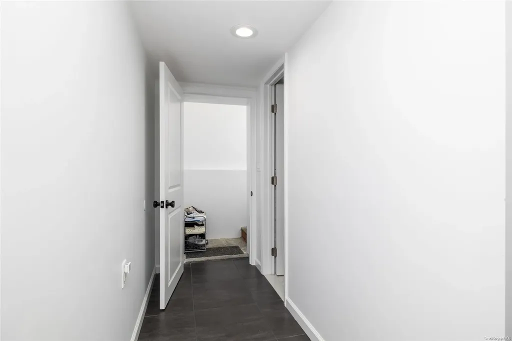 2690 Corner Lane Bellmore NY 11710