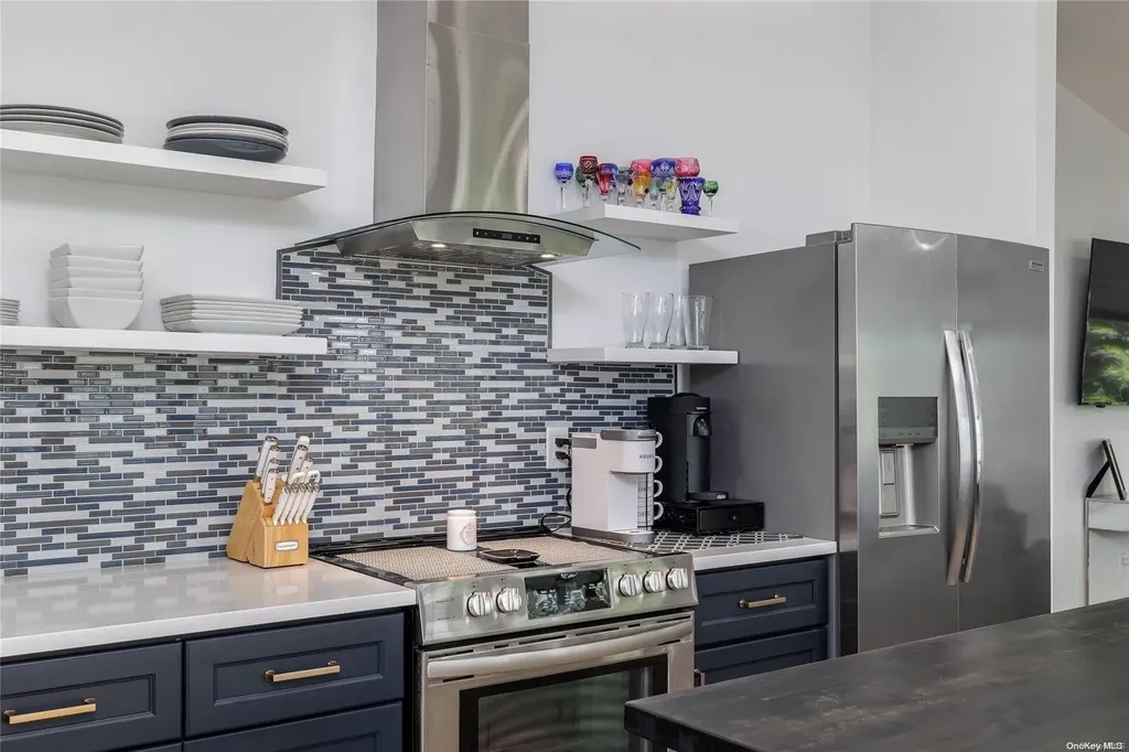 2690 Corner Lane Bellmore NY 11710
