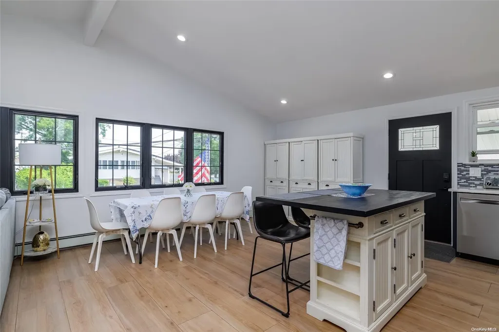 2690 Corner Lane Bellmore NY 11710