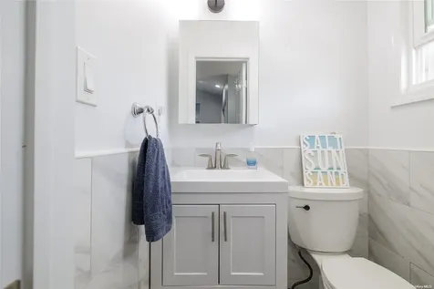 2690 Corner Lane Bellmore NY 11710