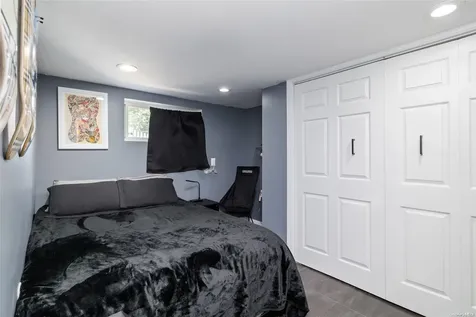 2690 Corner Lane Bellmore NY 11710