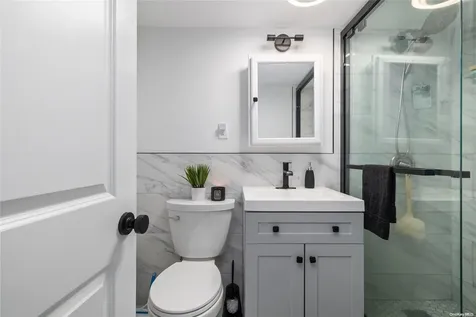 2690 Corner Lane Bellmore NY 11710