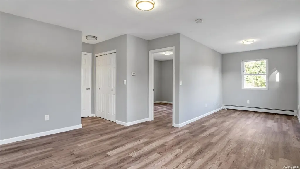 27 Sorrel Drive Shirley NY 11967