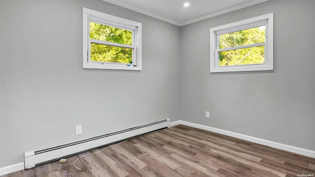 27 Sorrel Drive Shirley NY 11967
