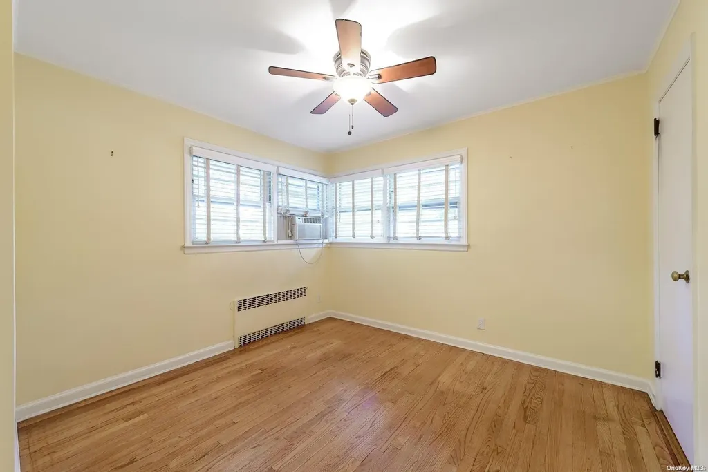543 Jackson Street Baldwin NY 11510