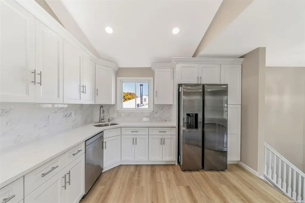 1346 Pine Acres Boulevard Bay Shore NY 11706