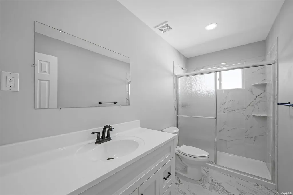 1346 Pine Acres Boulevard Bay Shore NY 11706