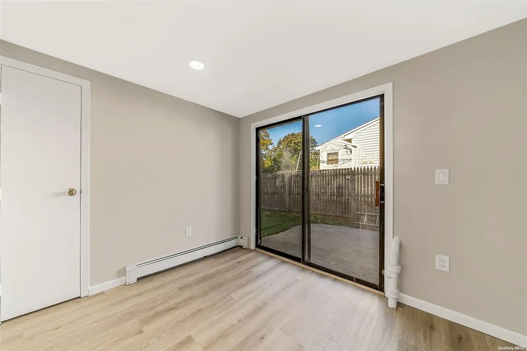 1346 Pine Acres Boulevard Bay Shore NY 11706