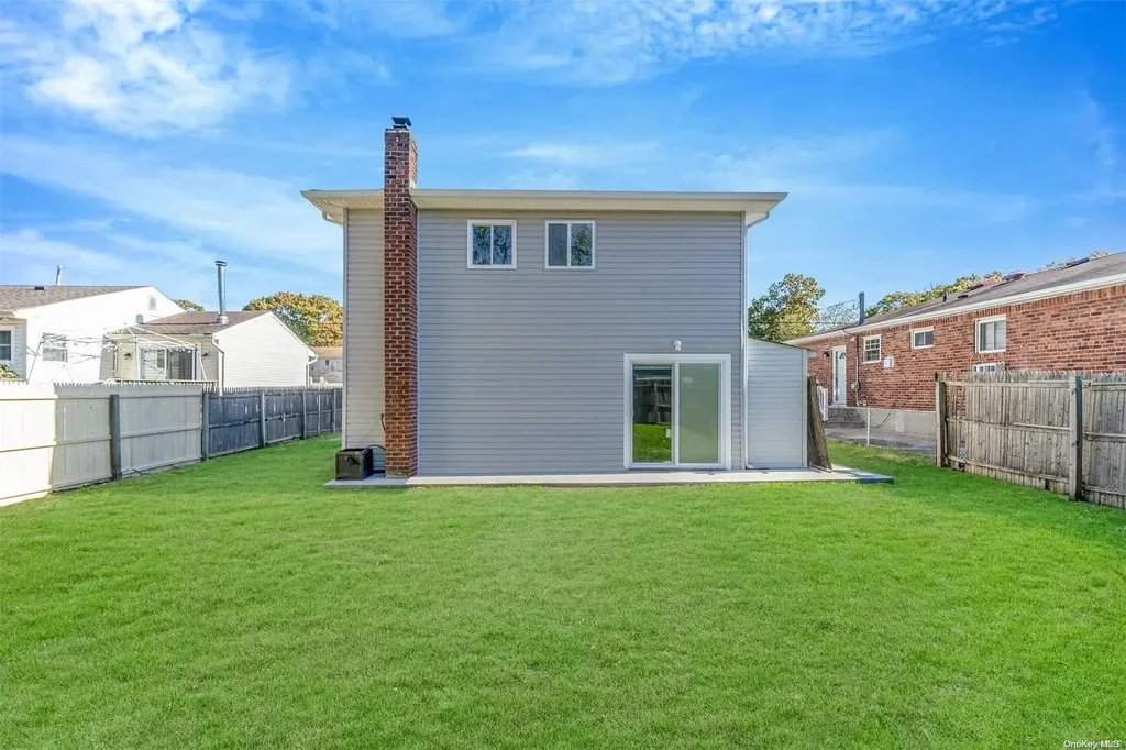 1346 Pine Acres Boulevard Bay Shore NY 11706