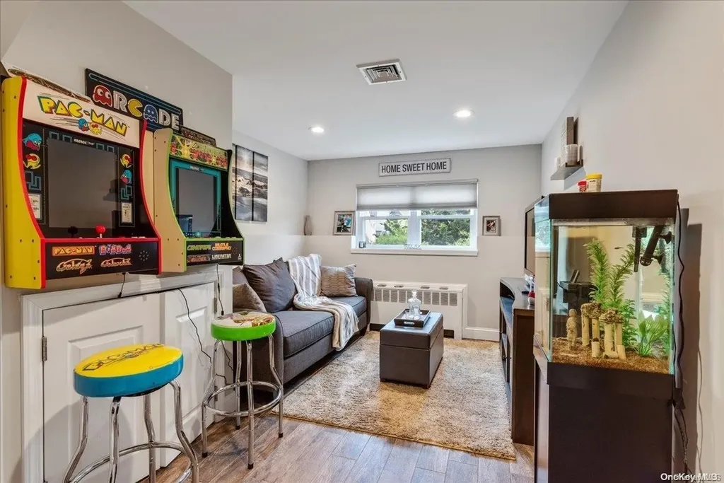 19 Spencer Drive Bethpage NY 11714