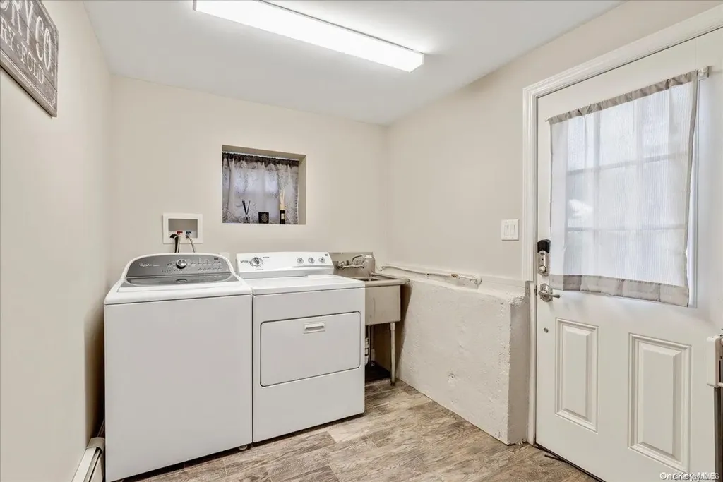 19 Spencer Drive Bethpage NY 11714