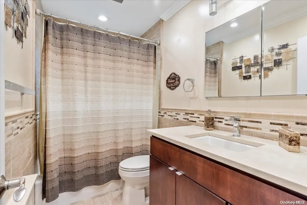 19 Spencer Drive Bethpage NY 11714