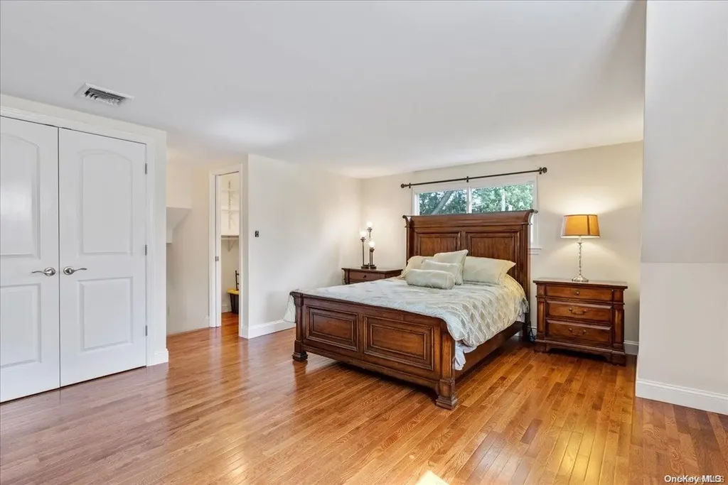 19 Spencer Drive Bethpage NY 11714