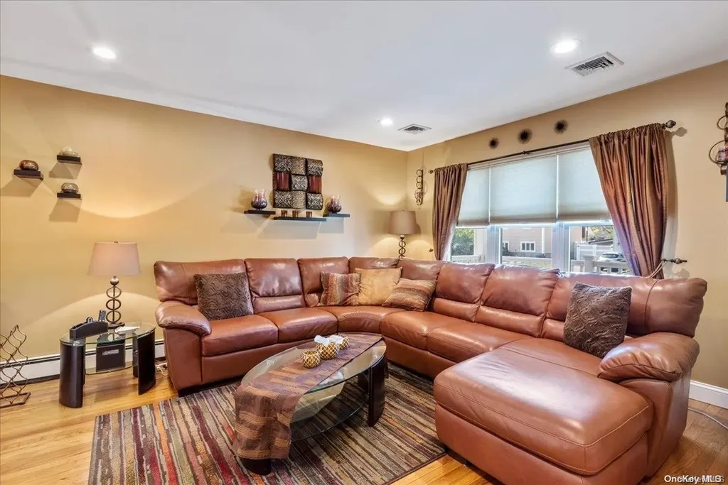 19 Spencer Drive Bethpage NY 11714