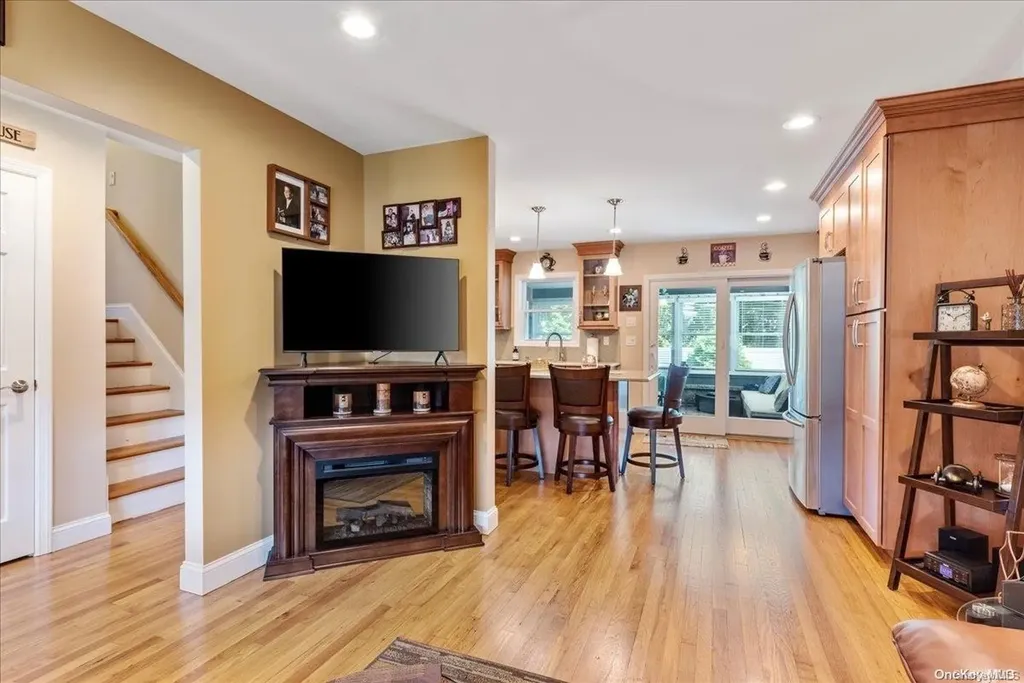 19 Spencer Drive Bethpage NY 11714