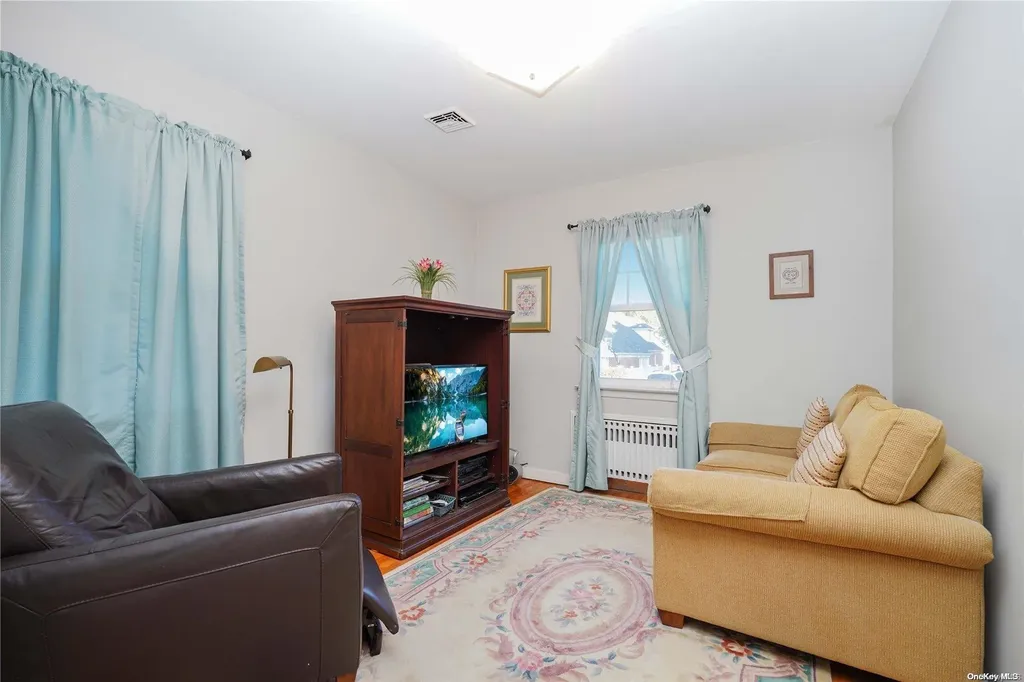 106 Fairview Avenue Staten Island NY 10314