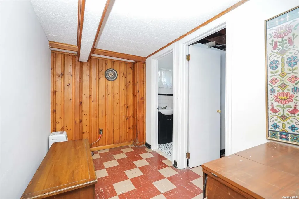 106 Fairview Avenue Staten Island NY 10314