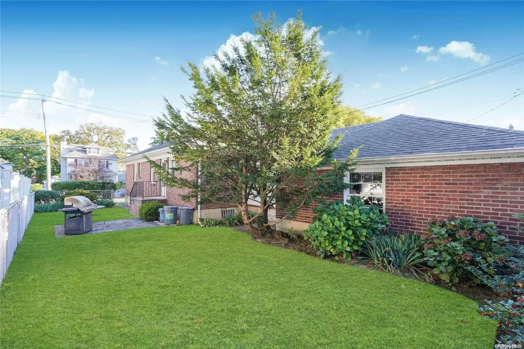 106 Fairview Avenue Staten Island NY 10314