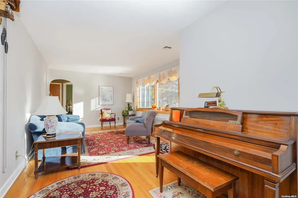 106 Fairview Avenue Staten Island NY 10314