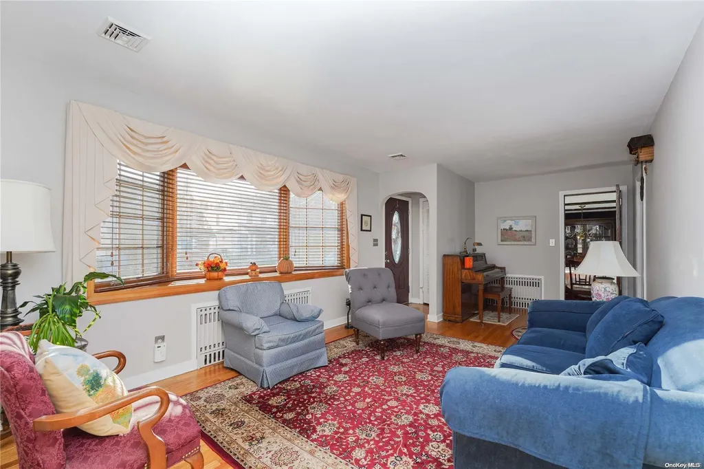 106 Fairview Avenue Staten Island NY 10314