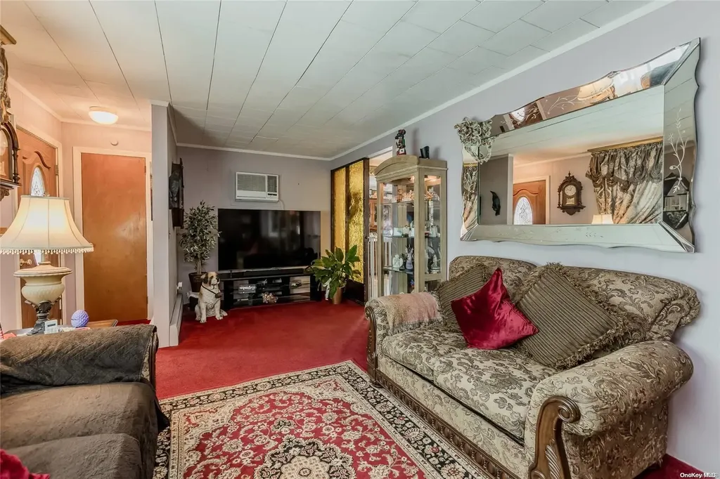 452 Grove Avenue Patchogue NY 11772