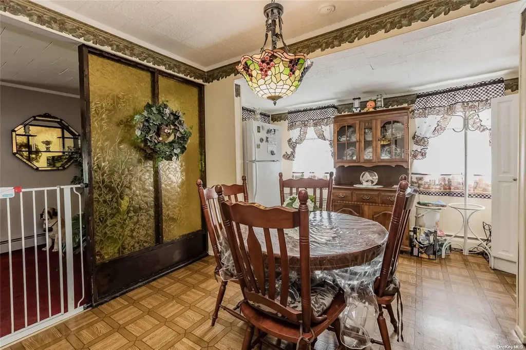 452 Grove Avenue Patchogue NY 11772