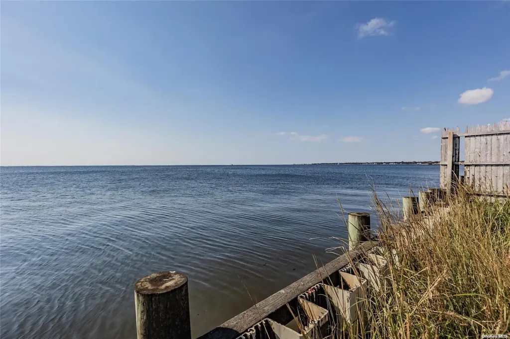 452 Grove Avenue Patchogue NY 11772