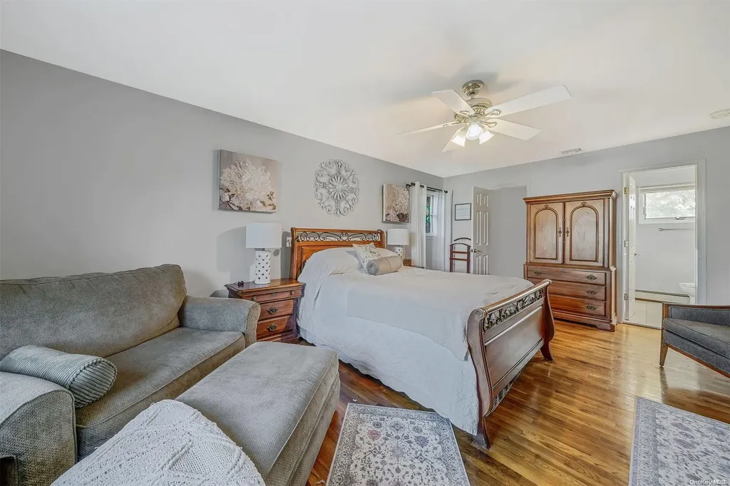19 Format Lane Smithtown NY 11787