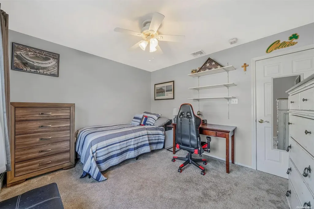 19 Format Lane Smithtown NY 11787