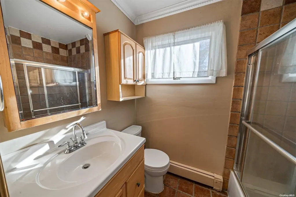 19 Format Lane Smithtown NY 11787