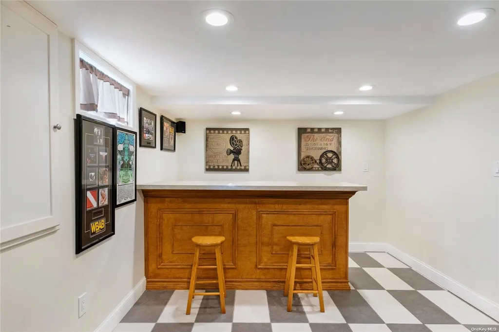 33 Herbert Circle Patchogue NY 11772