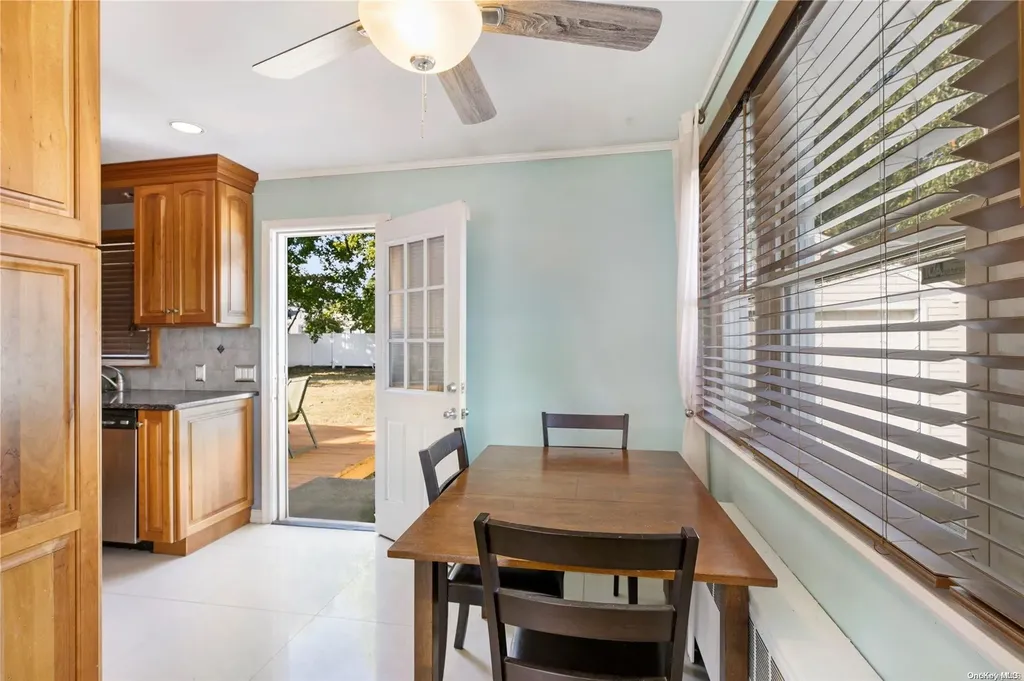 33 Herbert Circle Patchogue NY 11772