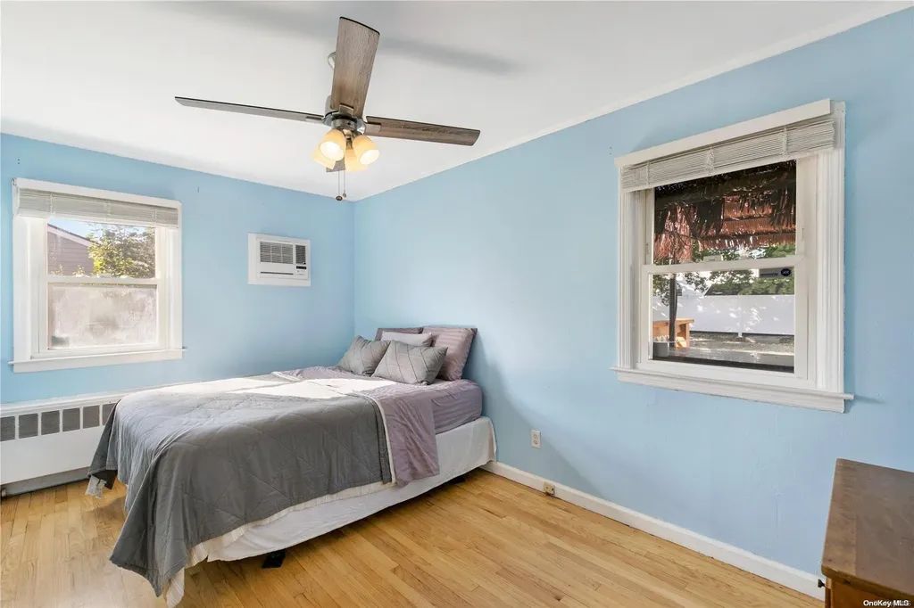 33 Herbert Circle Patchogue NY 11772